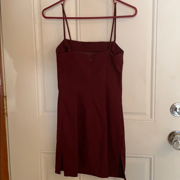 Dress - Picture 4 of 5